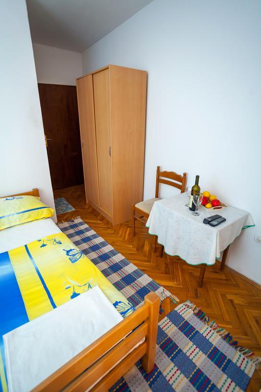 Apartments Marko Tivat Habitación foto